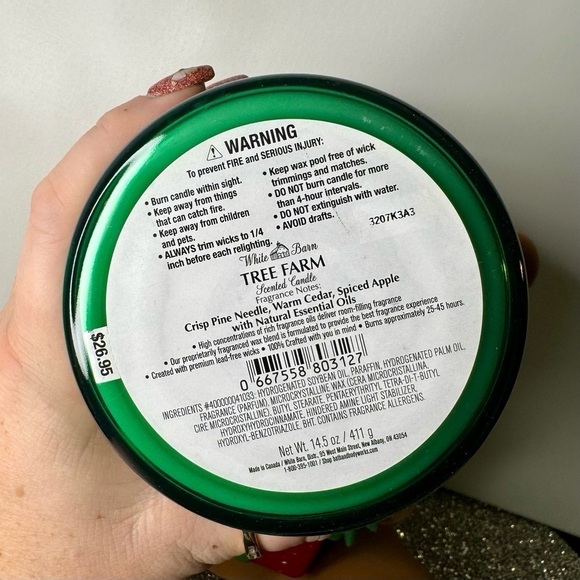 Bath & Body Works Christmas Bear & Present Candle Holder & Tree Farm Candle NWT - Picture 10 of 11